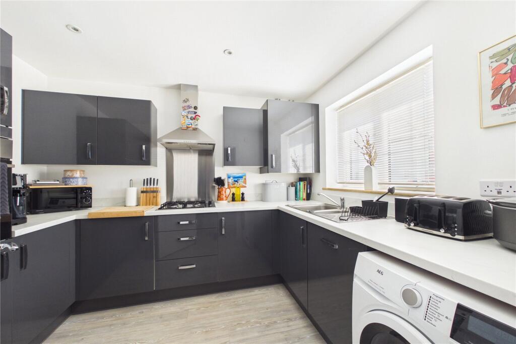 House in Basingstoke and Deane, Sherfield on Loddon - View 6