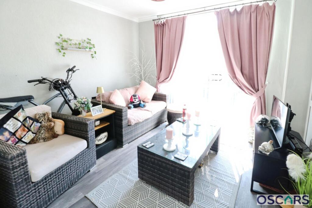 House in Hull - View 3