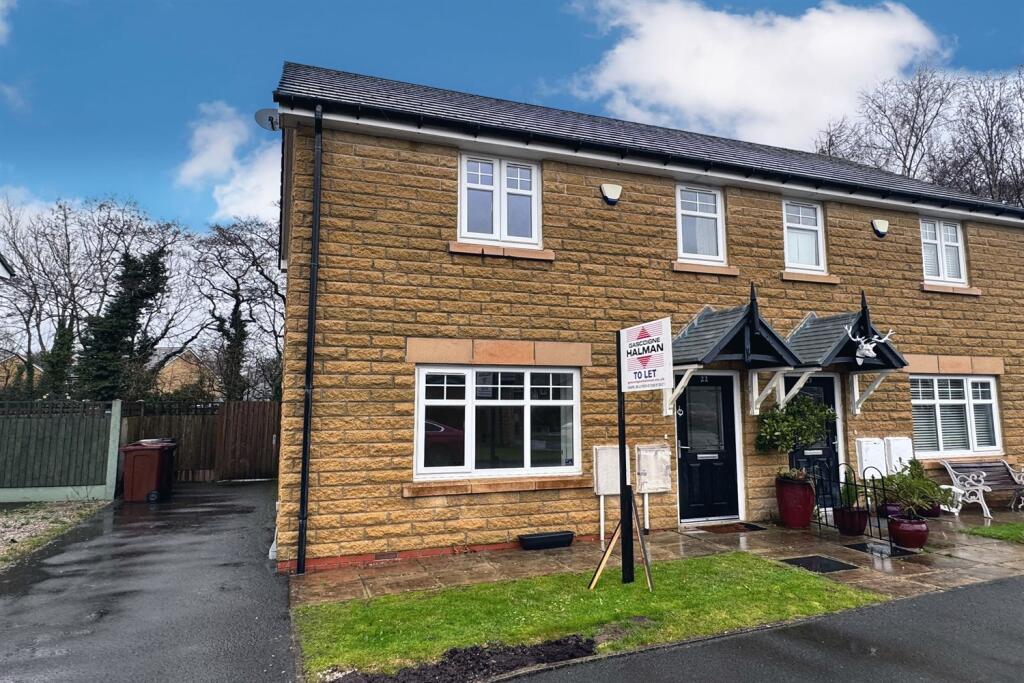 Main image of property: Beckets Wood, Chapel-En-Le-Frith