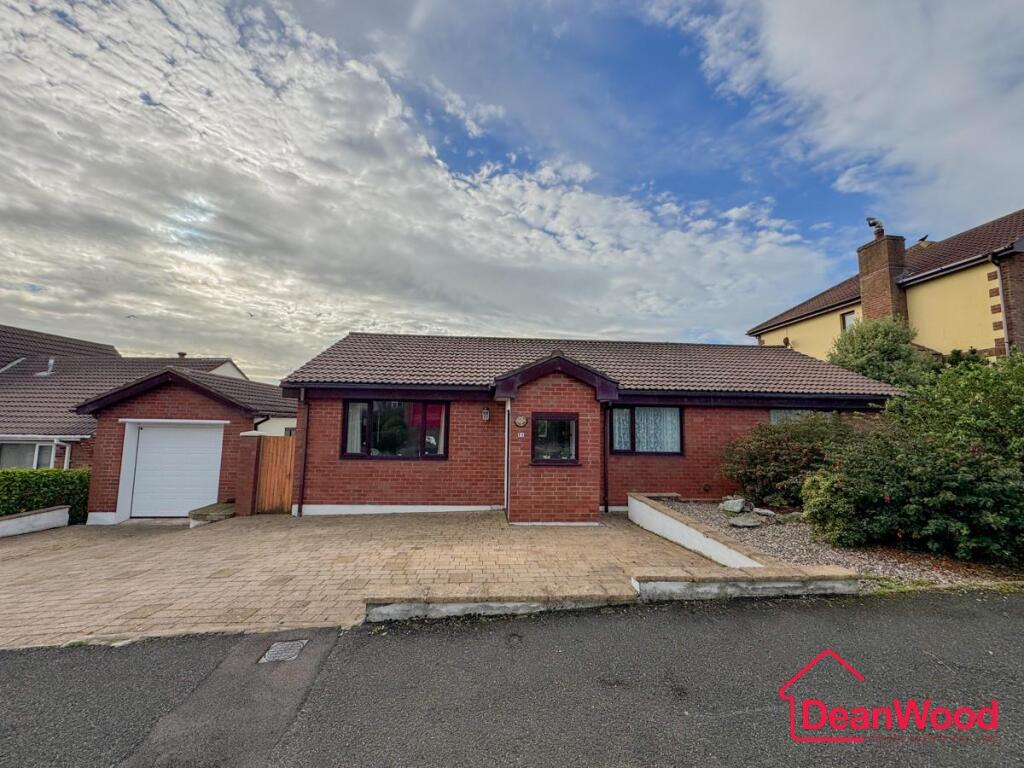 Main image of property: 28 Rhenwyllan Close, Port St. Mary, Isle of Man