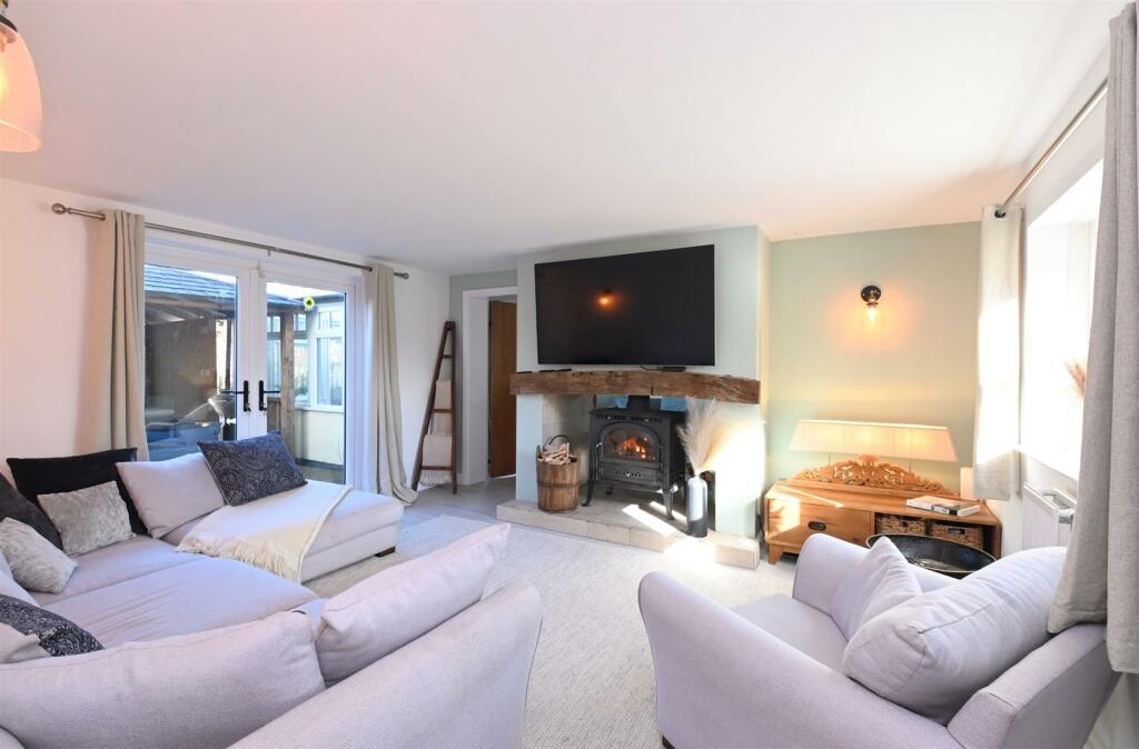 Gate Farm, Hanbury Road, Anslow, DE13 photo 3