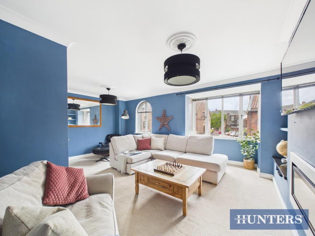 House in Hull - View 3