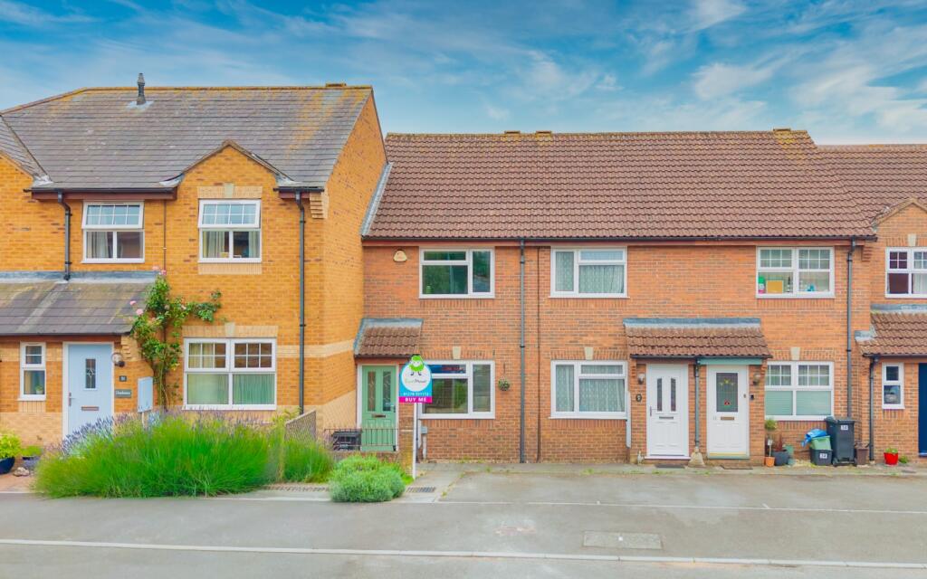 Main image of property: 32 Weirfield Green, Taunton
