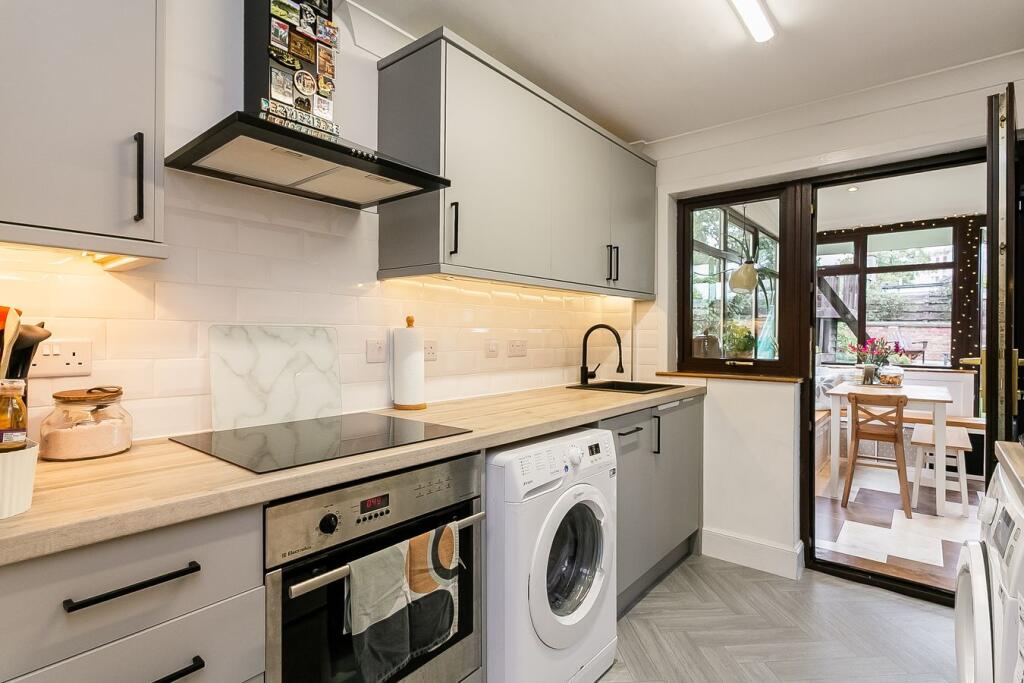 House in Edinburgh, Liberton - More