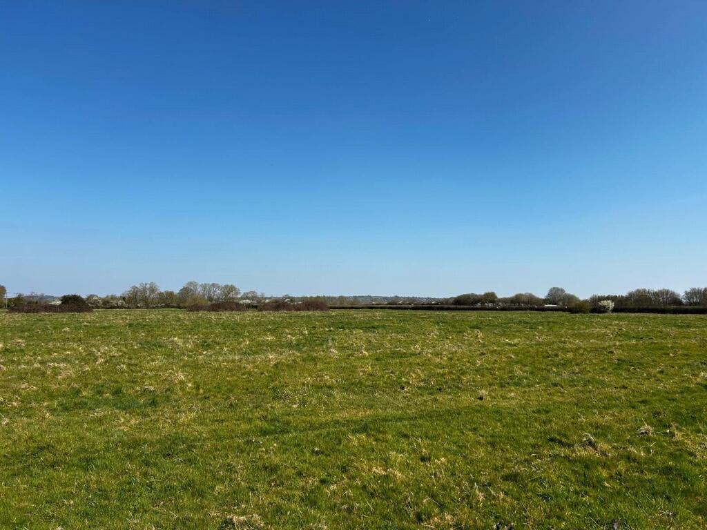 House in Buckinghamshire, Ickford - More