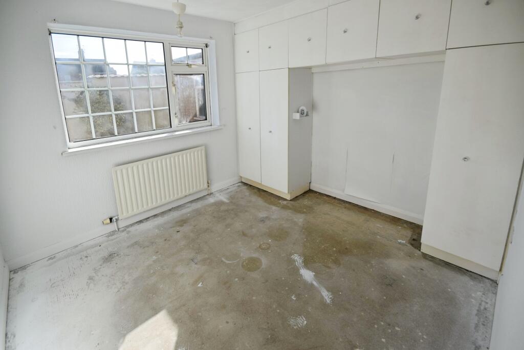 House in Skegness, Wainfleet Road Industrial Estate - View 5