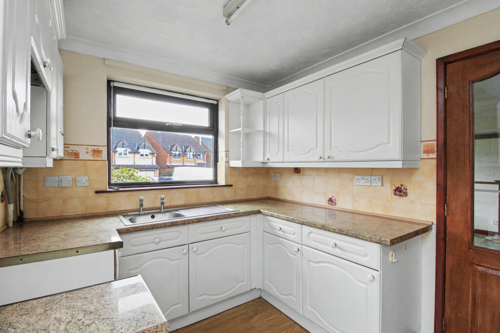 House in Doncaster - View 4