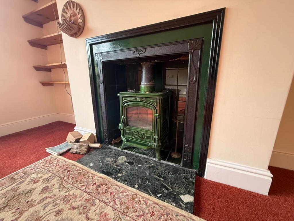 38 Electric Station Road, Sleaford, Lincolnshire, NG34 7QJ - More