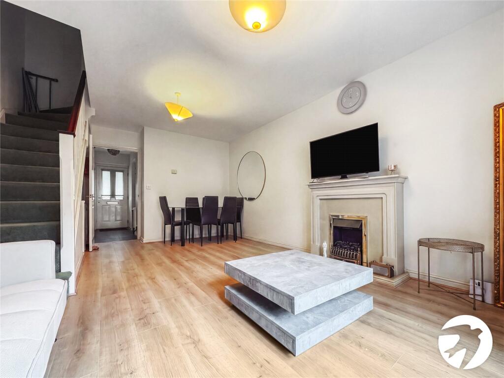 House in Chatham, Medway - View 5