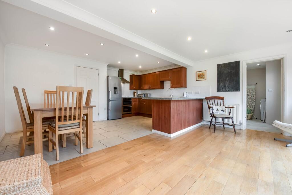 House in Chichester, West Wittering - View 2
