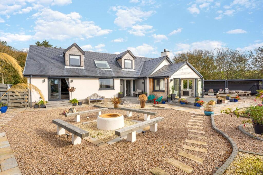Main image of property: Wyndings, Heugh Road, Portpatrick, Stranraer, DG9