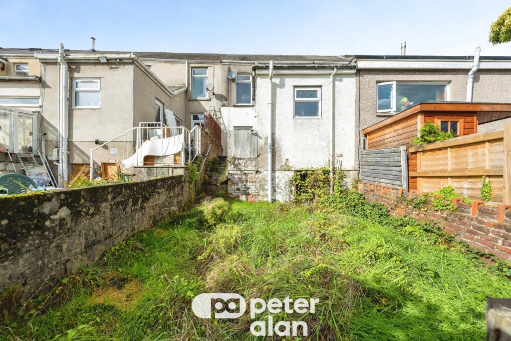 House in Resolven, Neath Port Talbot - More