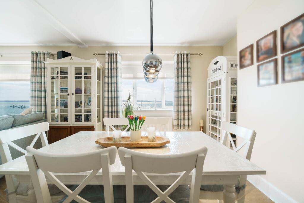 Apartment in Gosport, Lee-on-the-Solent - View 5