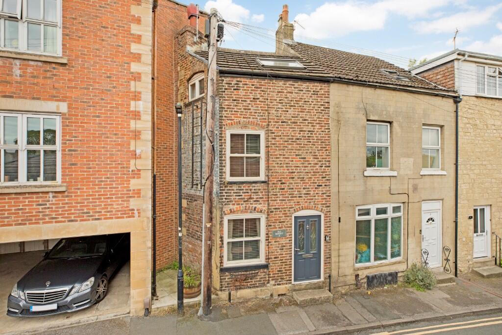 Main image of property: 2 Hilton Lane, Knaresborough, North Yorkshire, HG5
