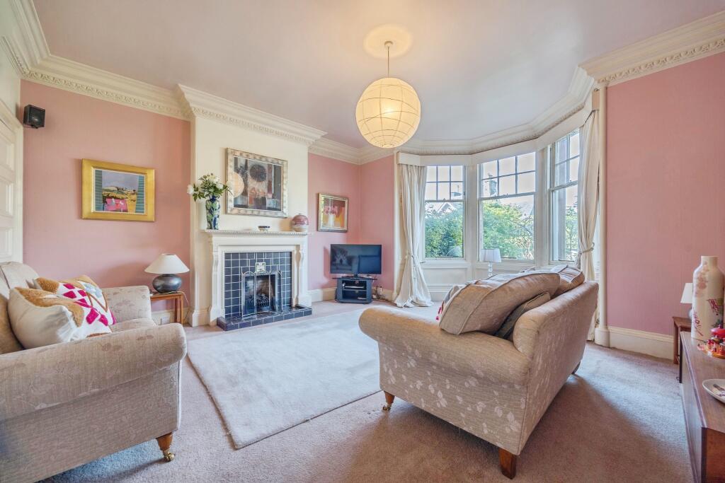 Clermiston Terrace, Edinburgh, EH12 photo 4