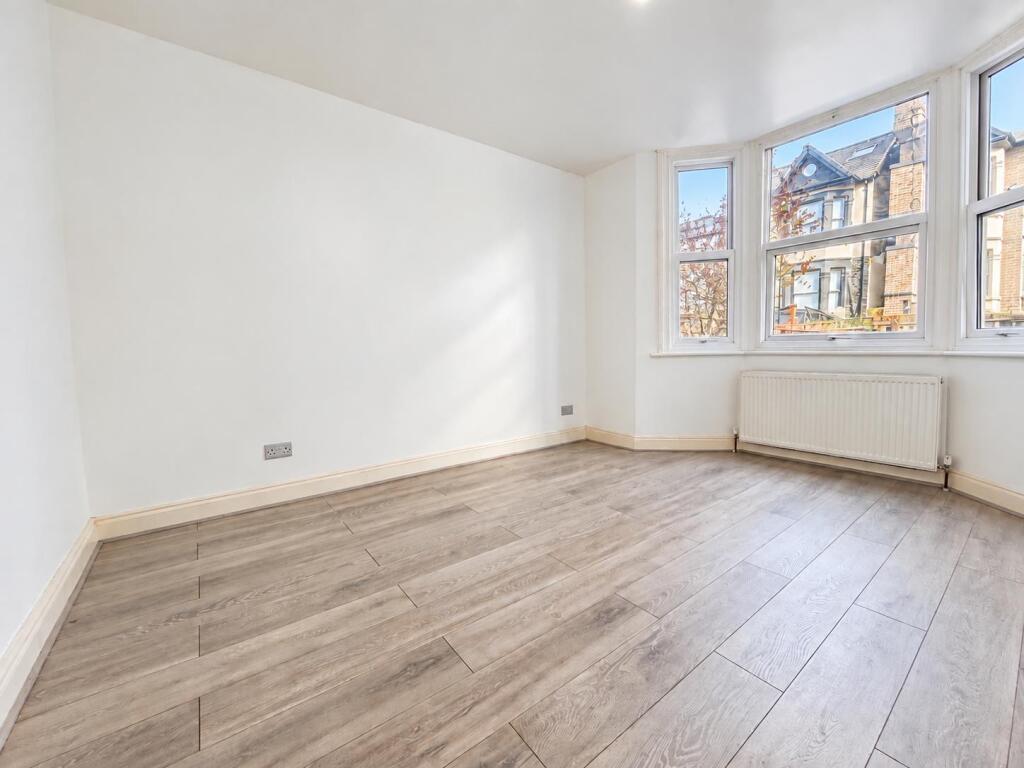 Apartment in Harrow - View 2