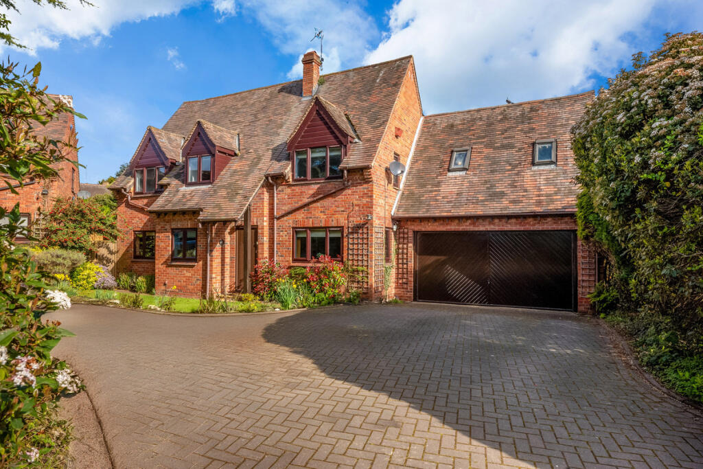 Main image of property: Church Lane, Stoneleigh Warwickshire, CV8 3DN