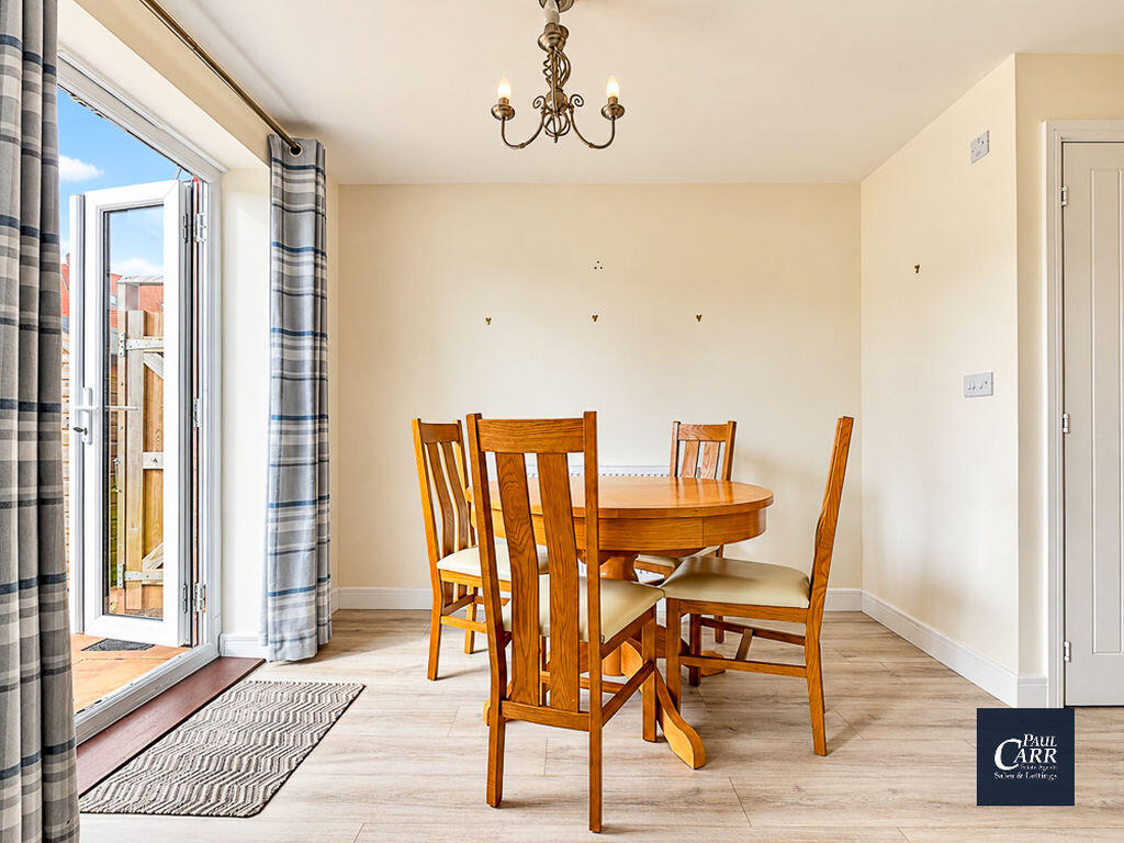 House in Lichfield, Friary Meadow at the Spires - View 5