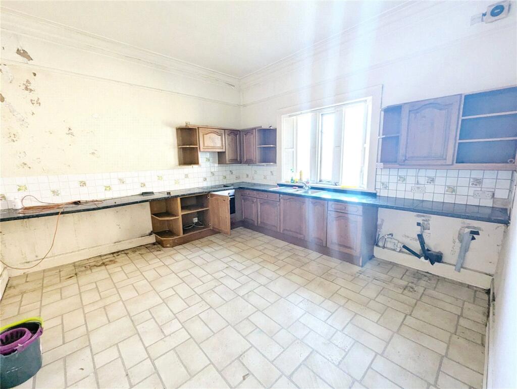 House in Wirral, Liverpool City Region - More