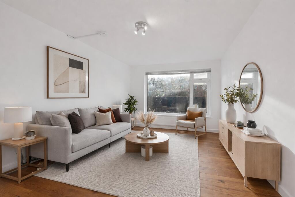 Main image of property: Smith Street, Surbiton, KT5