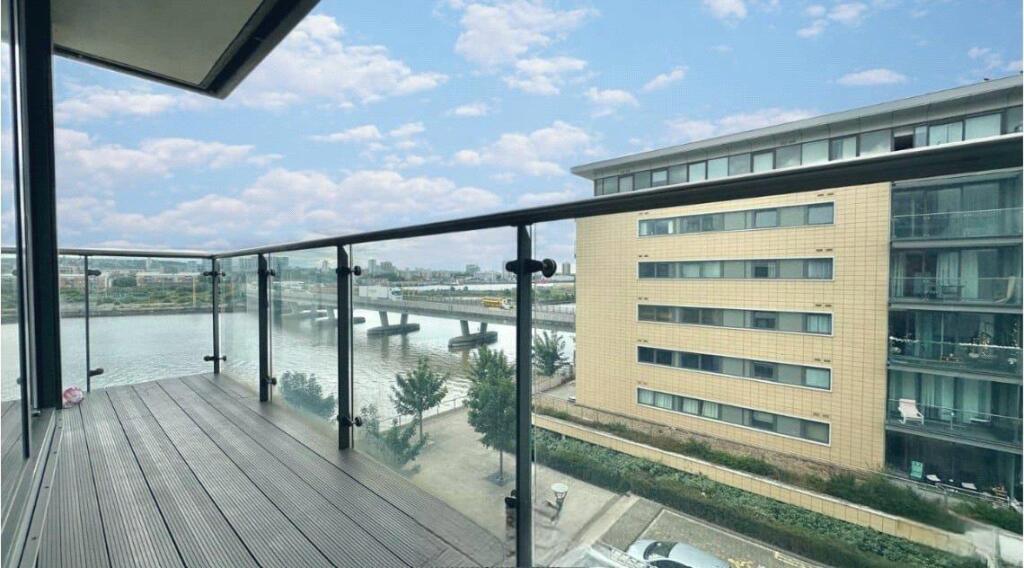 Apartment in London - View 2