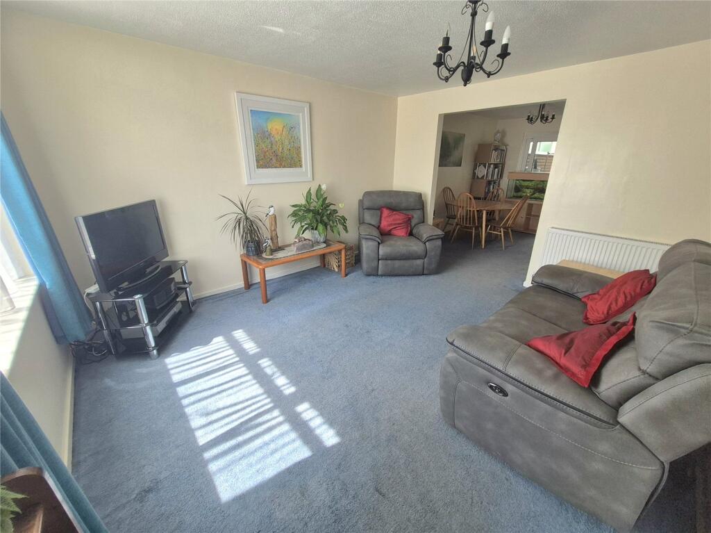 Gunville Crescent, Bournemouth, Dorset, BH9 – pohled 2