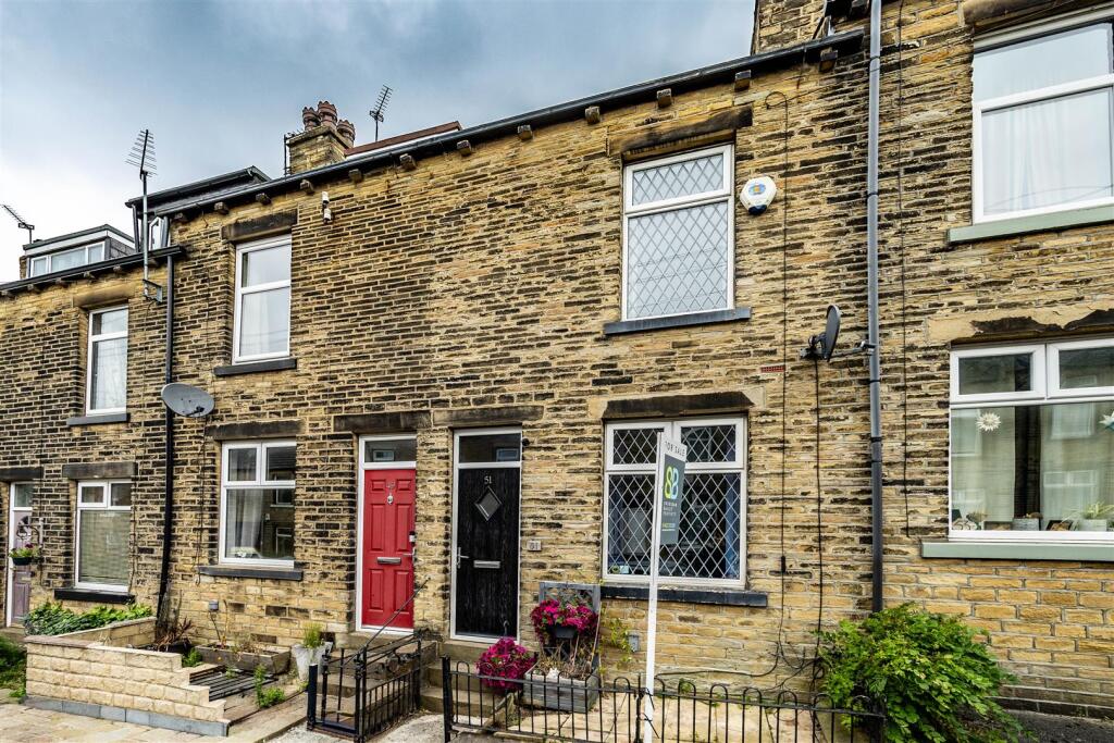 Main image of property: Mount Avenue, Eccleshill, Bradford, BD2 2JB