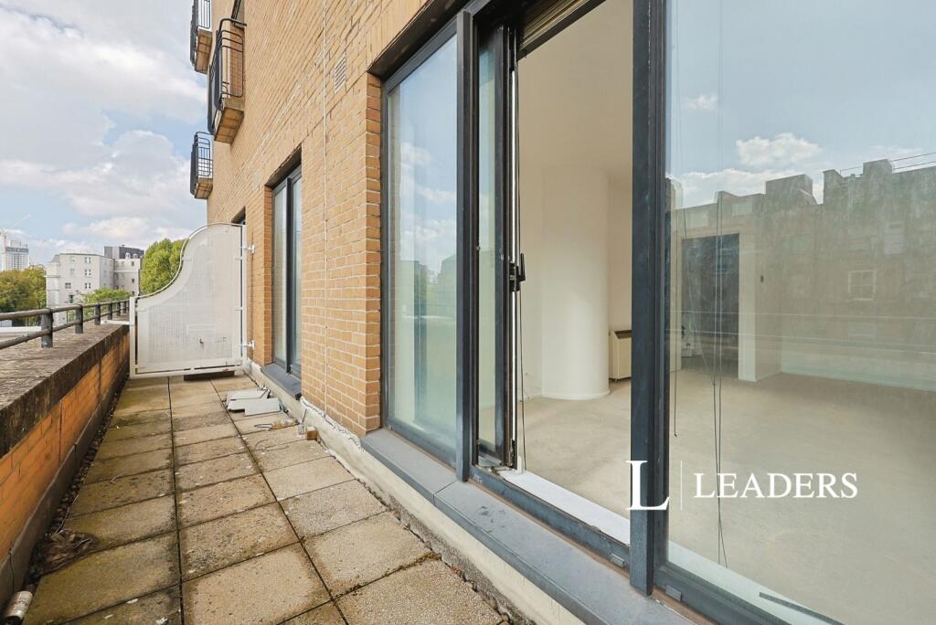 Apartment in London, Earl's Court - View 4