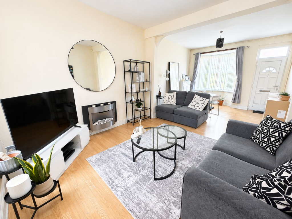 House in Walsall - View 3