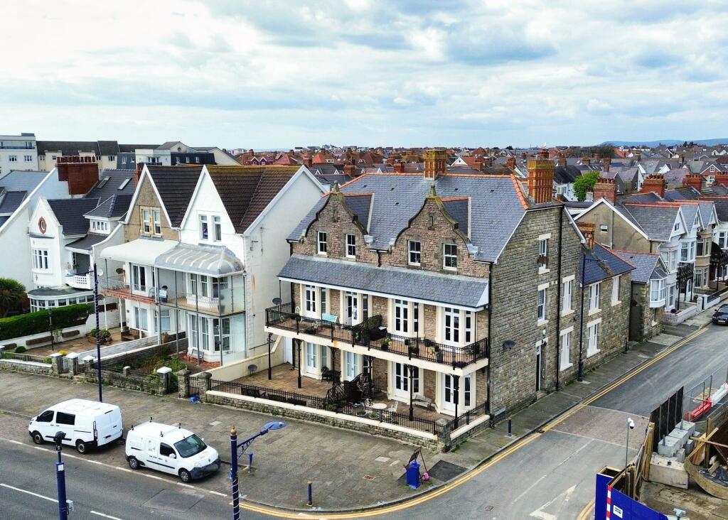 Main image of property: Westward Ho Flat 5 5 Esplanade Porthcawl CF36 3YW