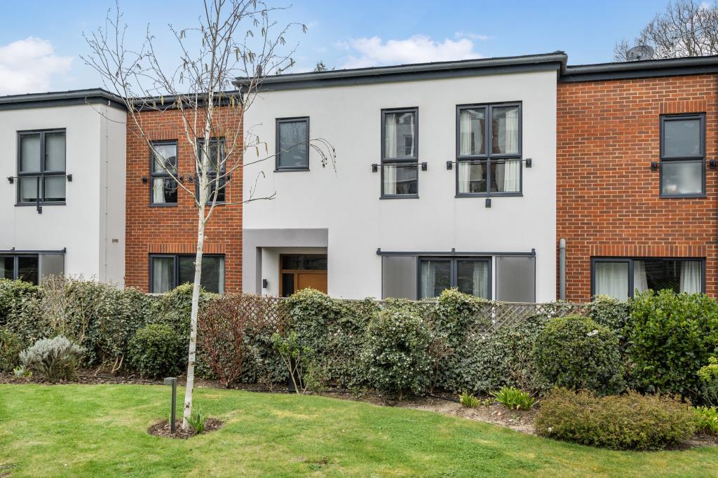 Main image of property: Dollis Avenue, Finchley, N3