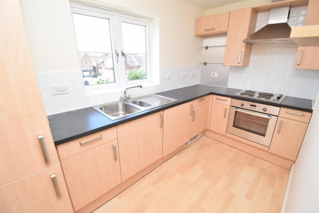 Moorcroft Court, Ossett, WF5 9EY - Bild 2