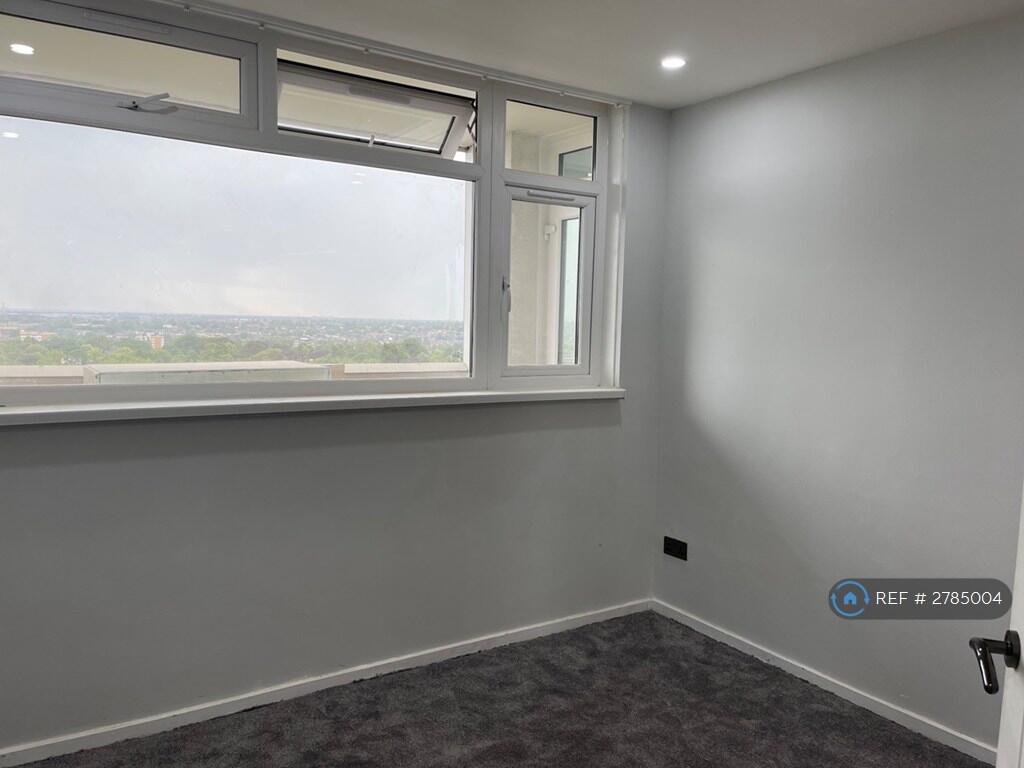 Additional image 10 of Warwick Crest, Birmingham, B15