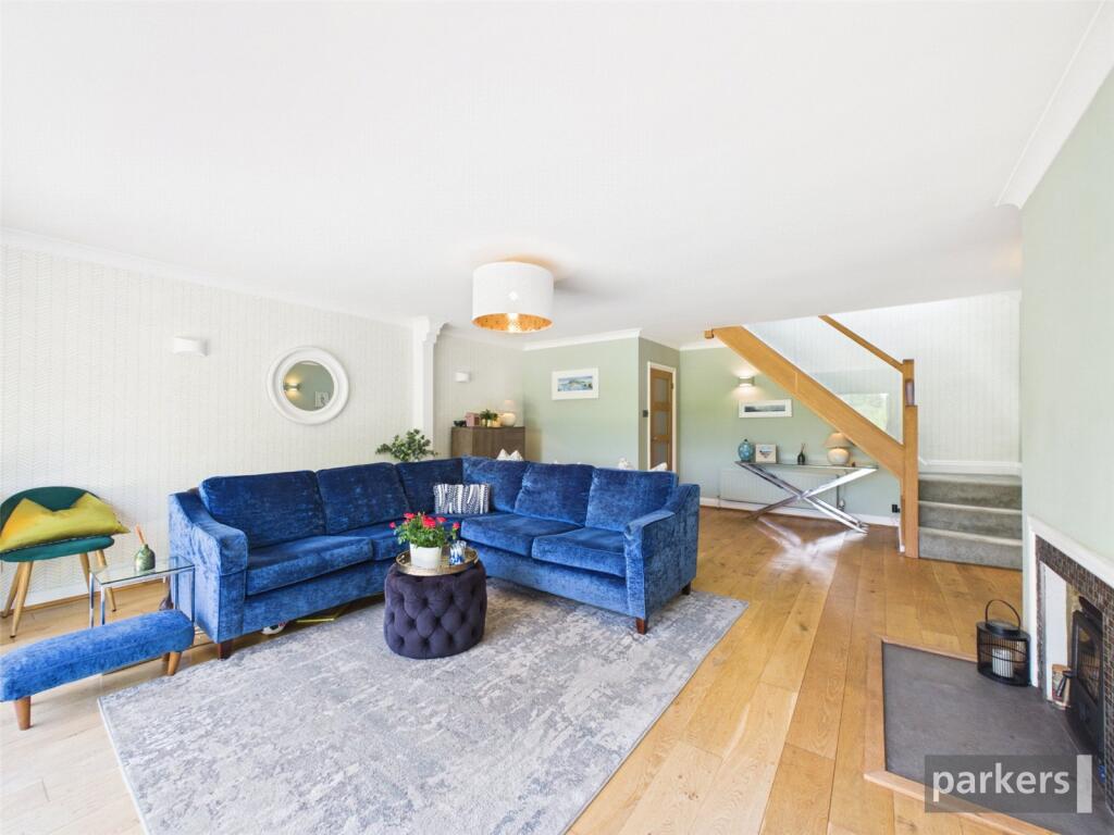Wokingham Road, Hurst, Reading, Berkshire, RG10 - View 3