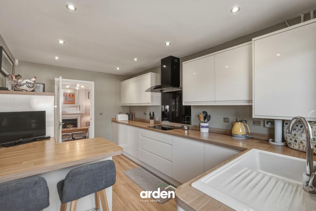 Additional image 7 of Glenfield Close, Redditch, B97