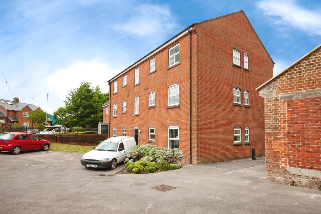 Main image of property: Hillier Road, Devizes