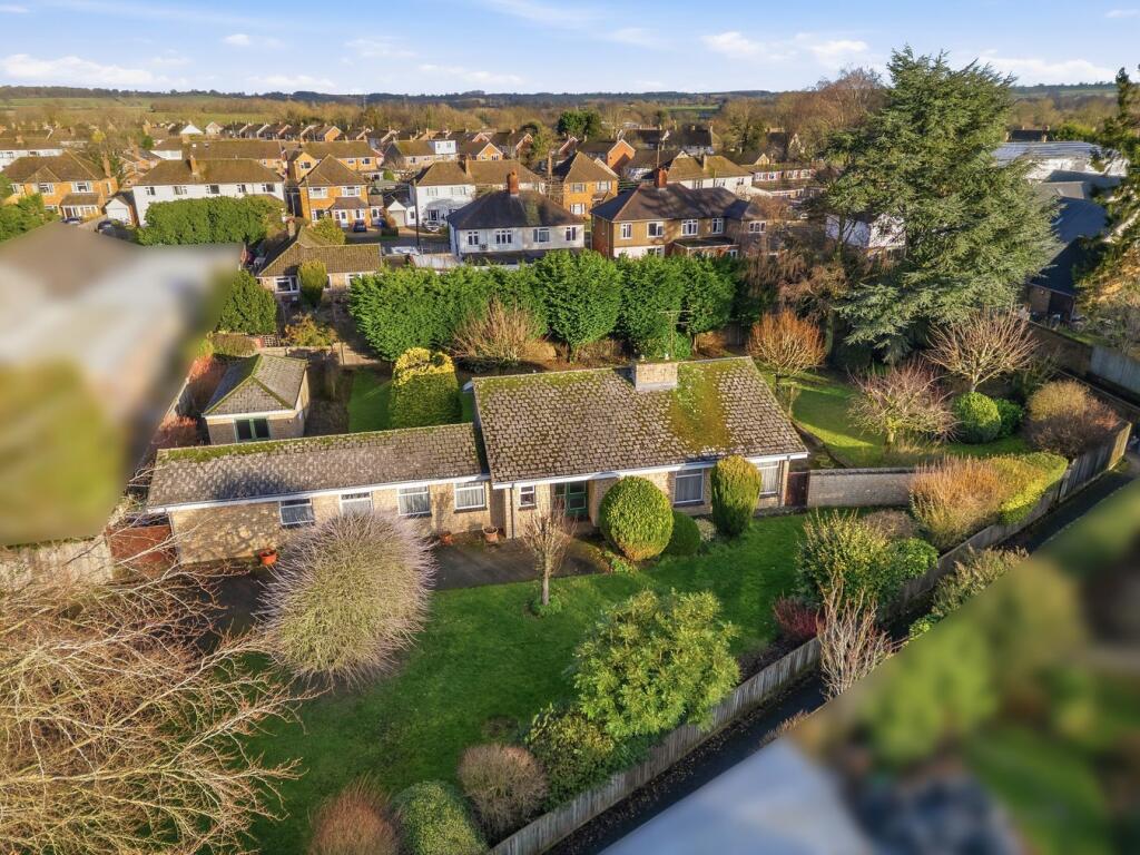 Main image of property: Kings Stile, Middleton Cheney, Banbury, OX17