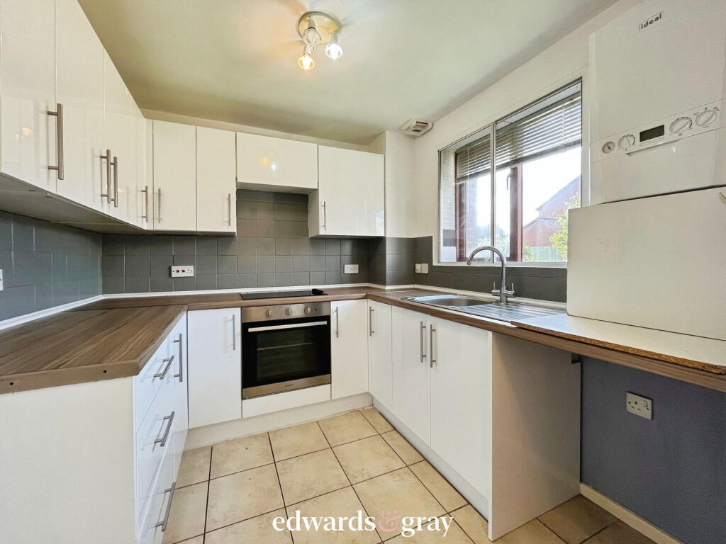 Additional image 4 of 29 Oakmeadow Close, Kitts Green, Birmingham, B33 0AQ