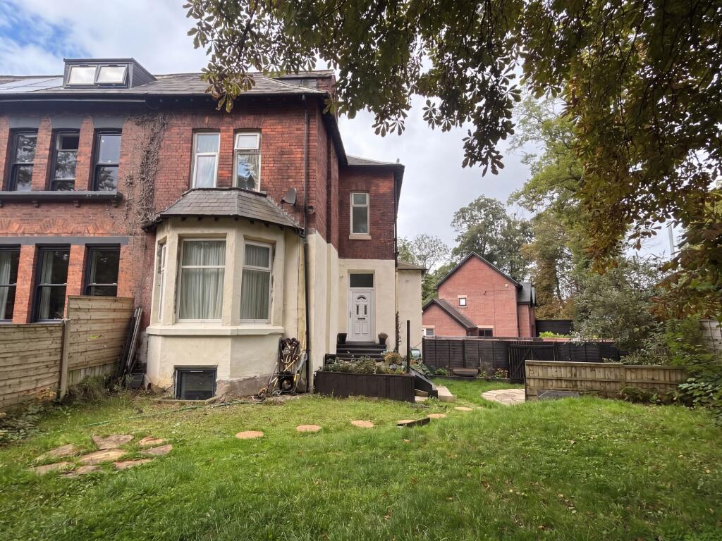 5-bed semi-detached on Monton Road, Eccles, M30, £650,000