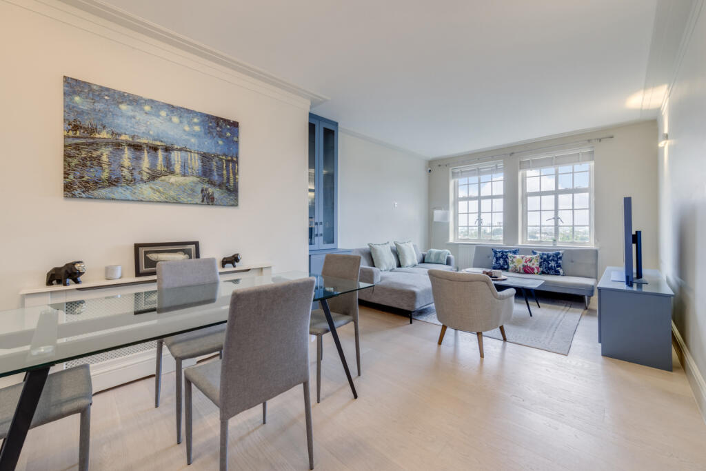 3-bed flat on Hillside Court, 
Finchley Road, NW3, £800,000