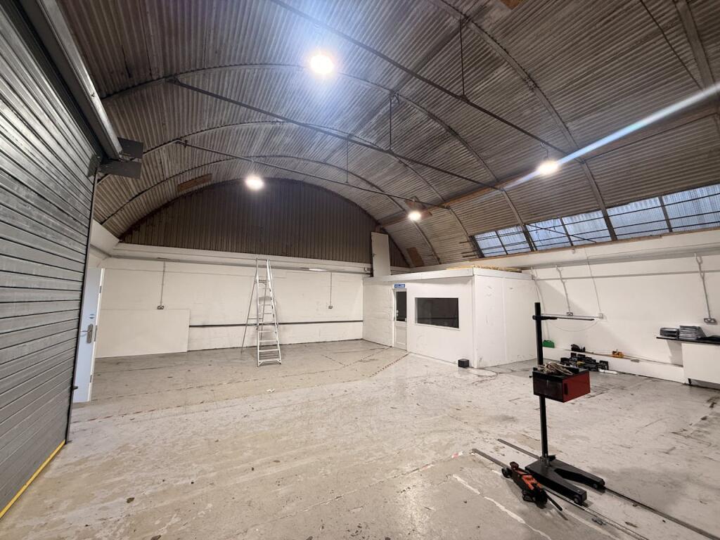 Main image of property: Unit 1Z, Leaton Industrial Estate, Shrewsbury, SY4 3AP