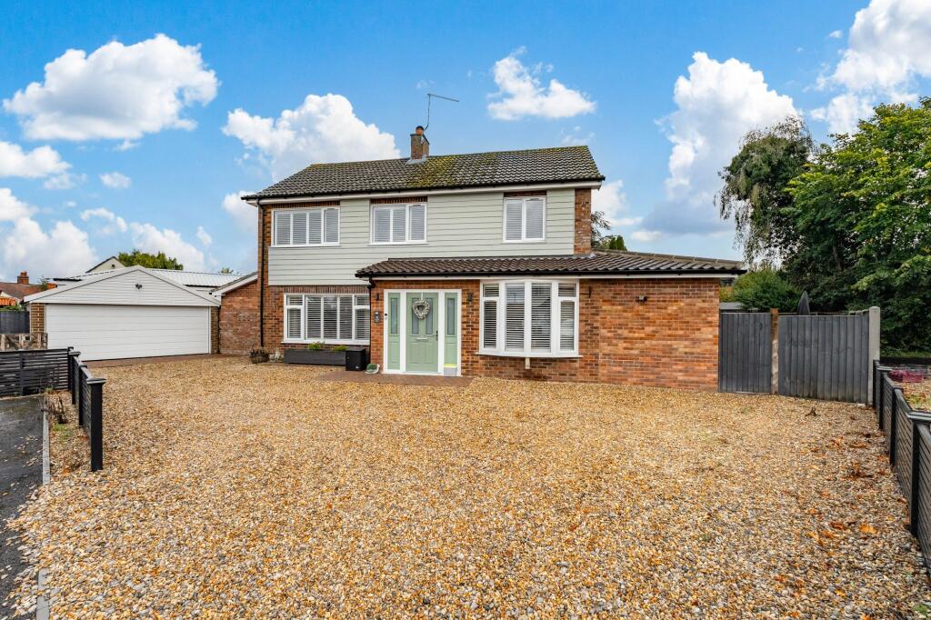 5-bed detached on Churchill Close, Watton, £400,000