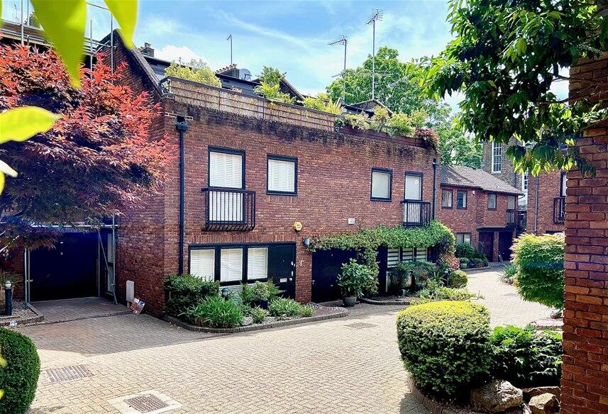 Main image of property: Belsize Mews, Belsize Village, Belsize Park, NW3