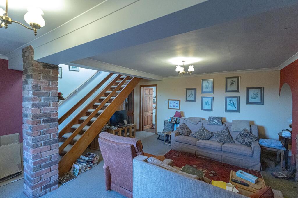 Ash House Lane, Little Leigh, CW8 photo 3