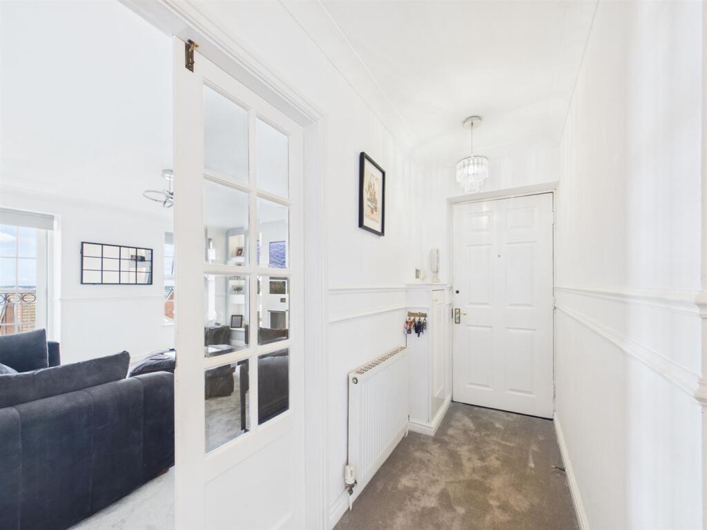 Apartment in Chester - View 3