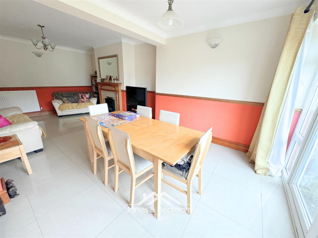 House in Llandudno - View 4