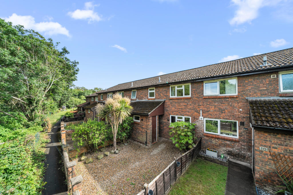 Main image of property: Gogmore Farm Close, Chertsey, Surrey, KT16