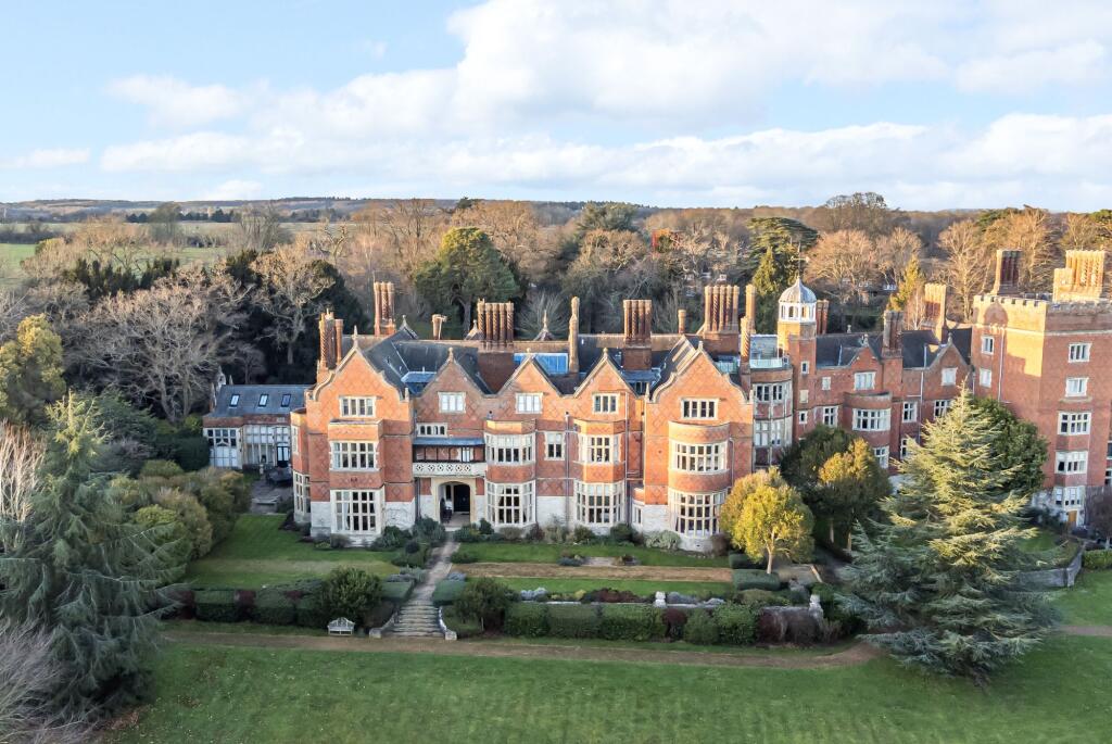 Main image of property: Goldings Hall,  Waterford, Hertford, SG14