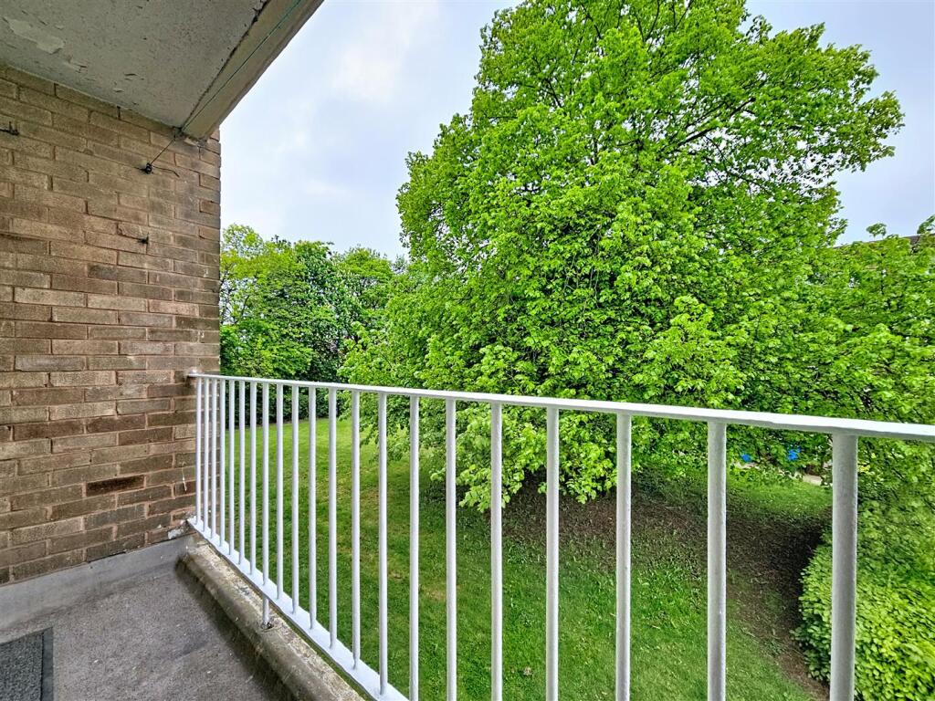 Main image of property: Leighton Drive, Sheffield, S14