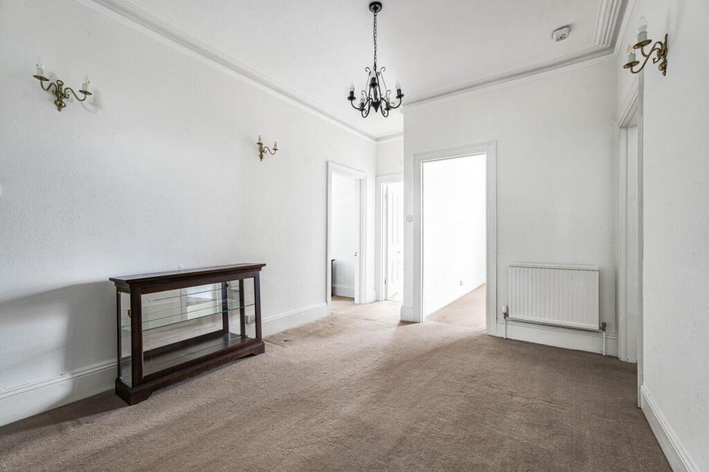 Apartment in Torquay - View 4